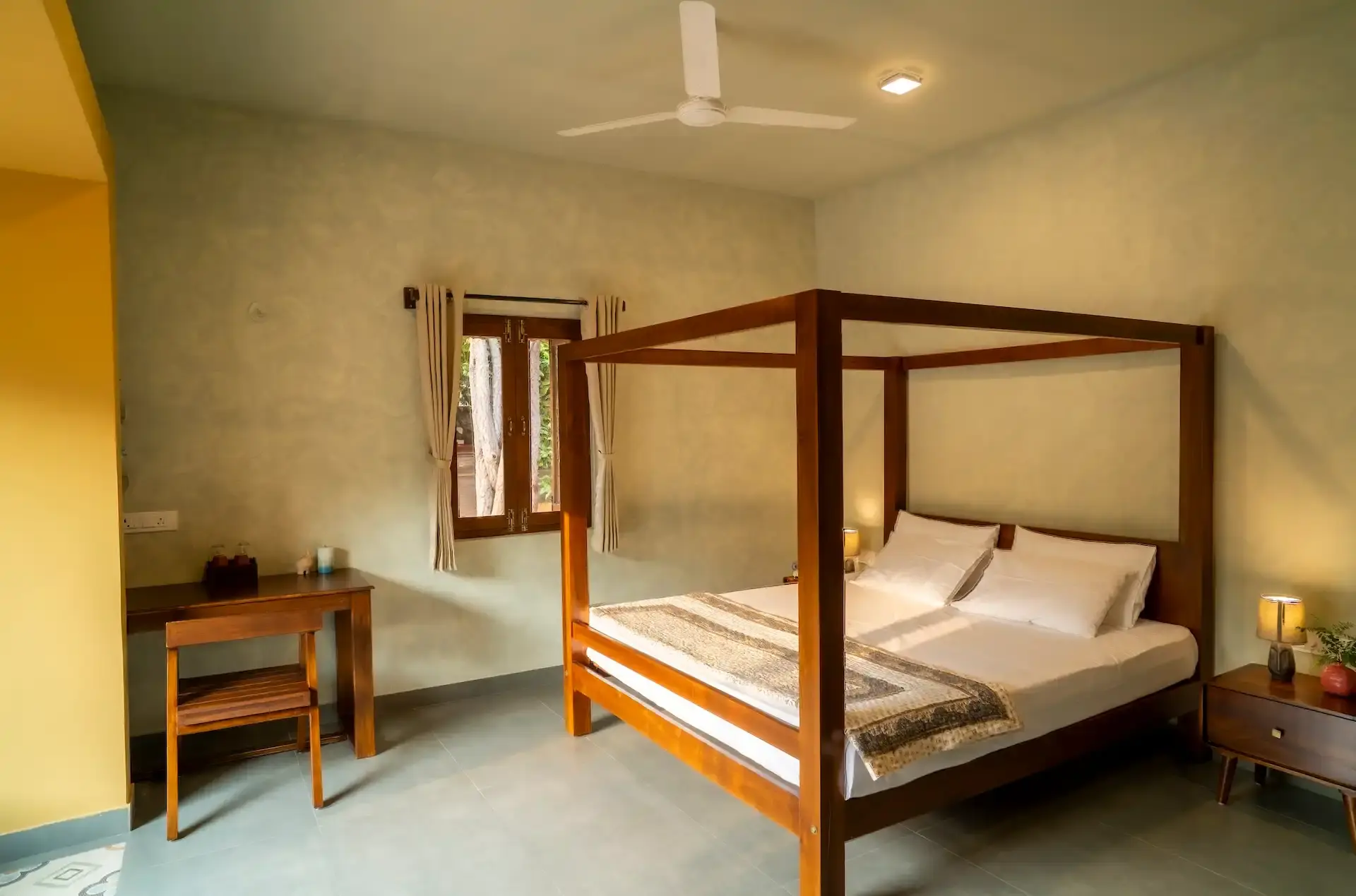 Shraddha bedroom interior